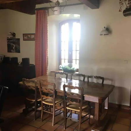 Maison Pays Toy * Esterre